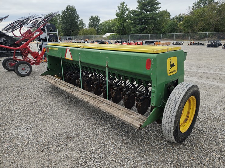 john-deere-8300-image-5