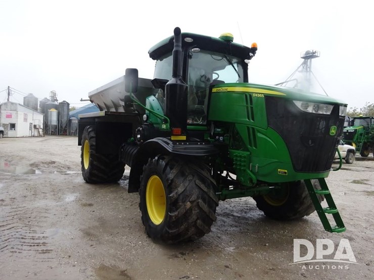 2018-john-deere-f4365-image-9