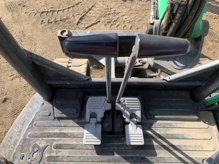 2012-bobcat-e42-image-7