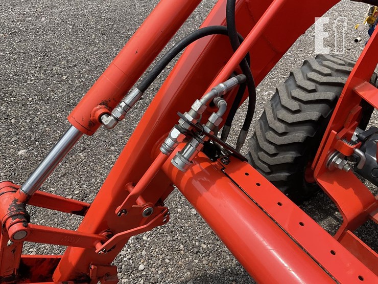 2020-kubota-la805-image-11