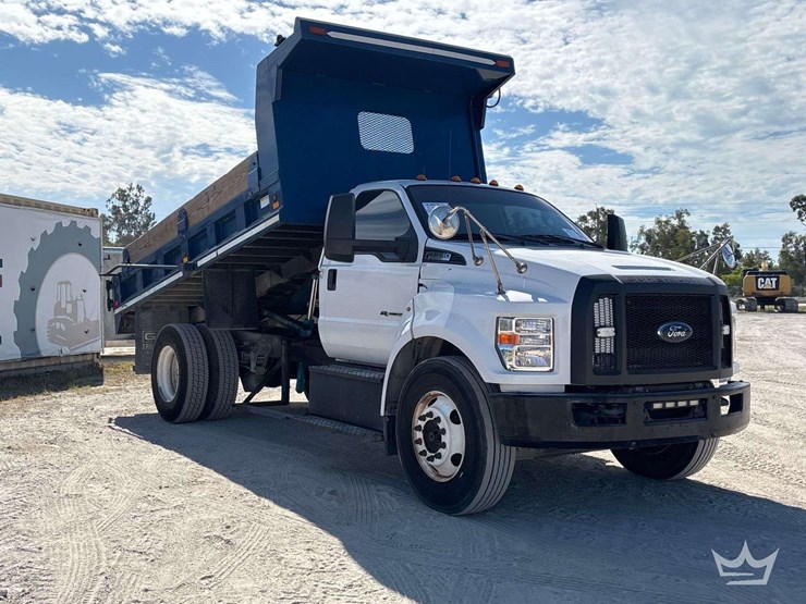 2017-ford-f650-image-2