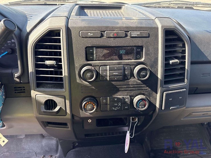 2017-ford-f350-image-25