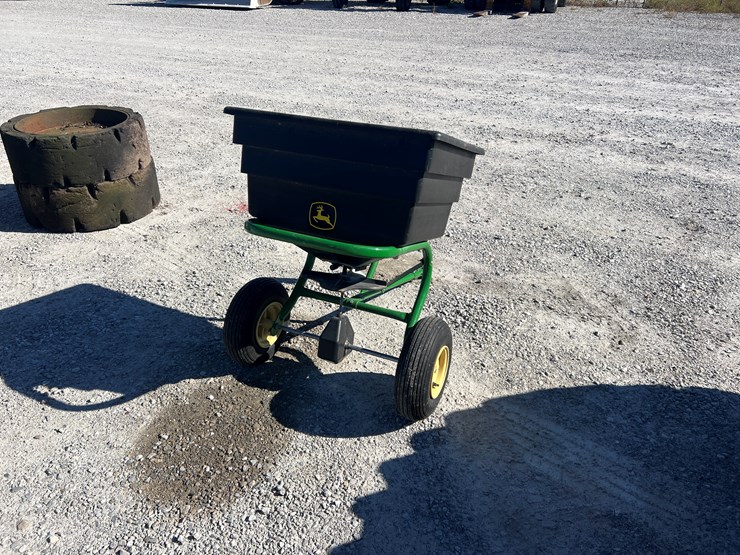 john-deere-la-image-2