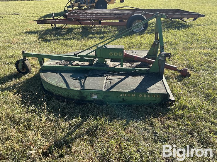john-deere-606-image-4