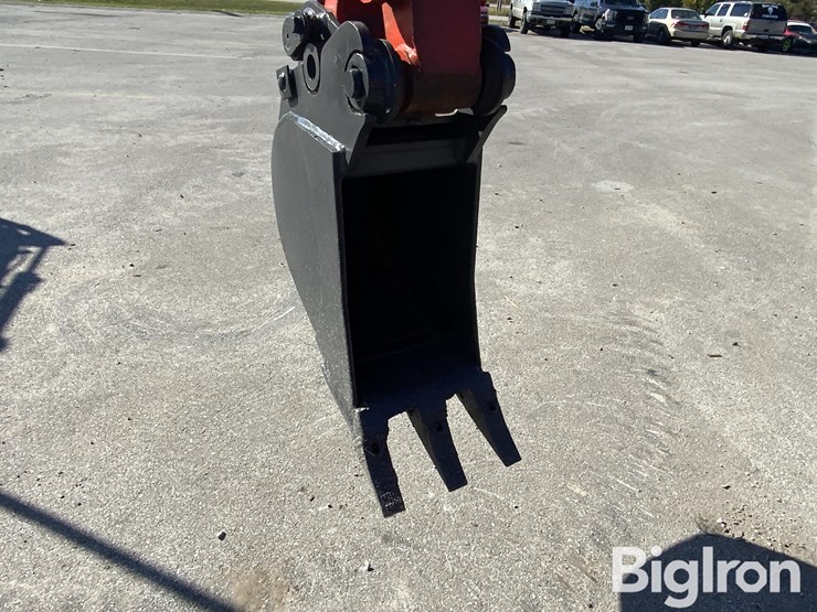 2016-kubota-kx71-3-image-10