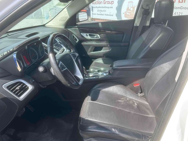 2015-gmc-terrain-suv-image-24