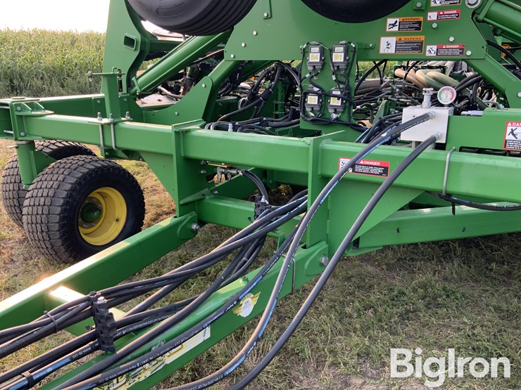 john-deere-1890-image-10