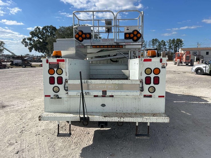 2002-international-4700-image-33