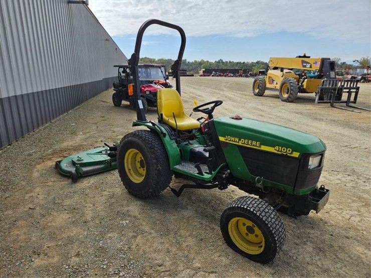 john-deere-4100-image-7