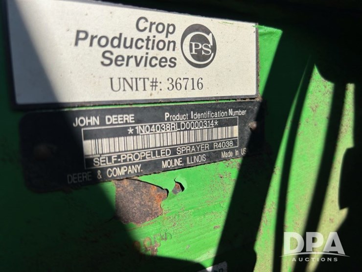 2014-john-deere-r4038-image-14