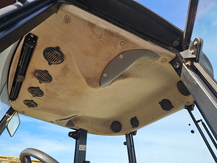 2009-case-ih-farmall-95-image-7