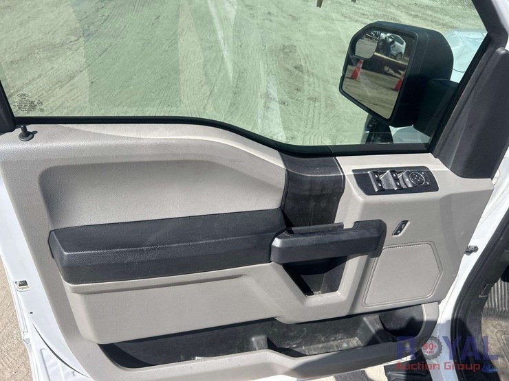 2019-ford-f150-image-11