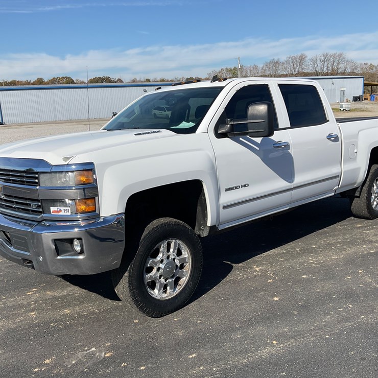 2015 CHEVROLET SILVERADO