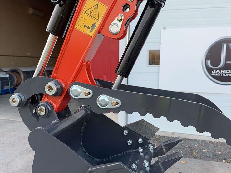 2025-cfg-qk20r-mini-excavator-image-9