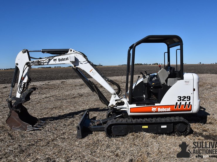 2007-bobcat-329g-image-8