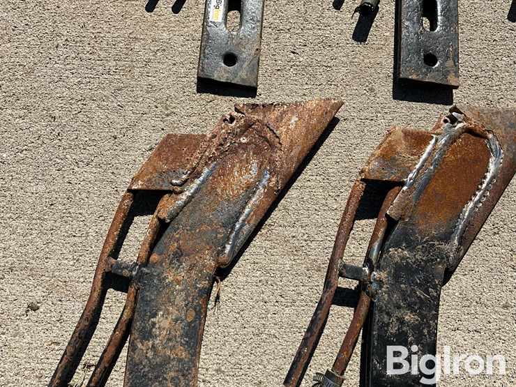 mag-38-anhydrous-knives-image-14