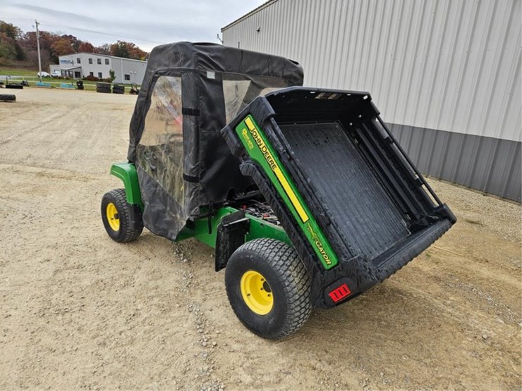 2011-john-deere-gator-image-10