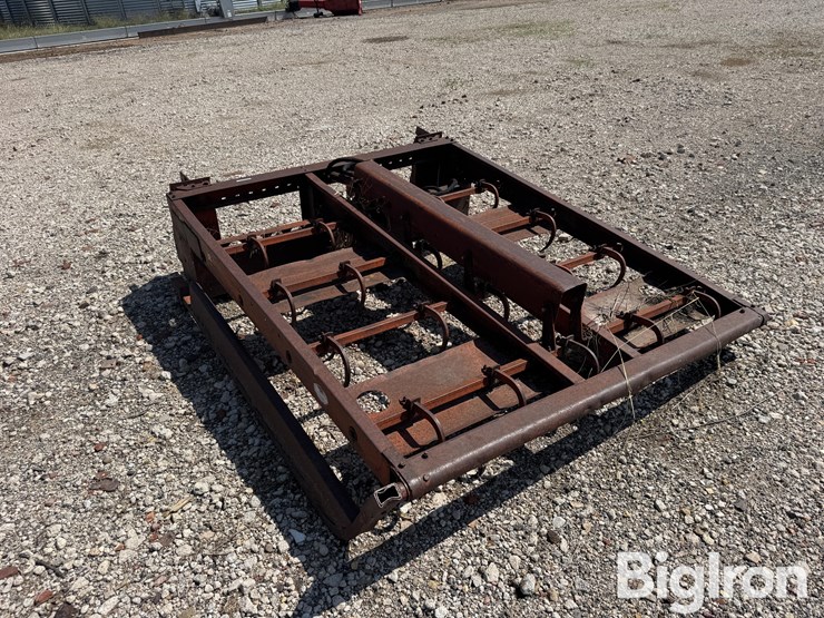 farmhand-bale-attachment-image-15