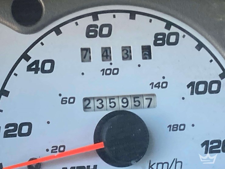 2004-ford-explorer-sport-trac-image-5