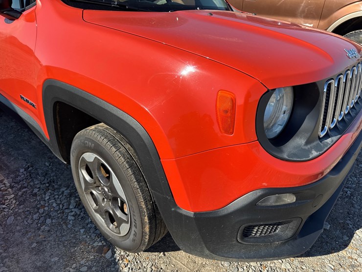 2017-jeep-renegade-image-11
