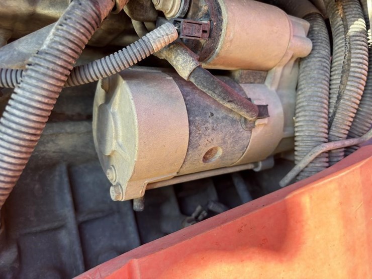 2018-kubota-m5-111d-image-54