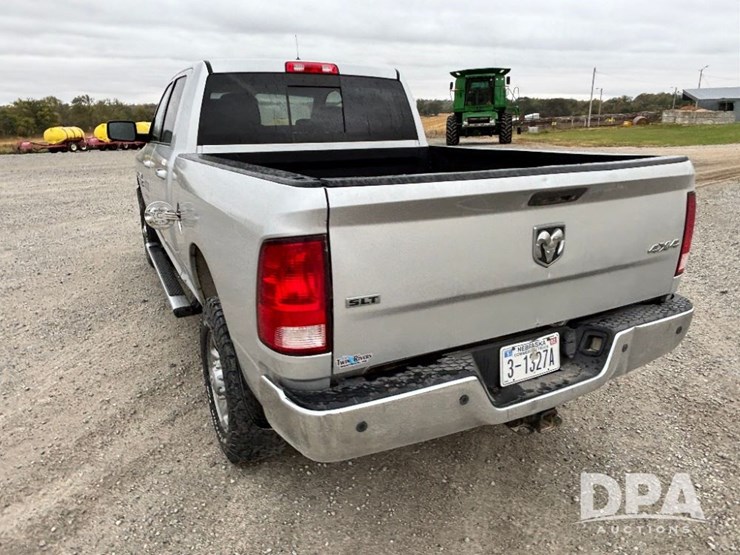 2017-ram-2500-heavy-duty-slt-4x4-pickup-(gp11747,-unit-98702)-image-12