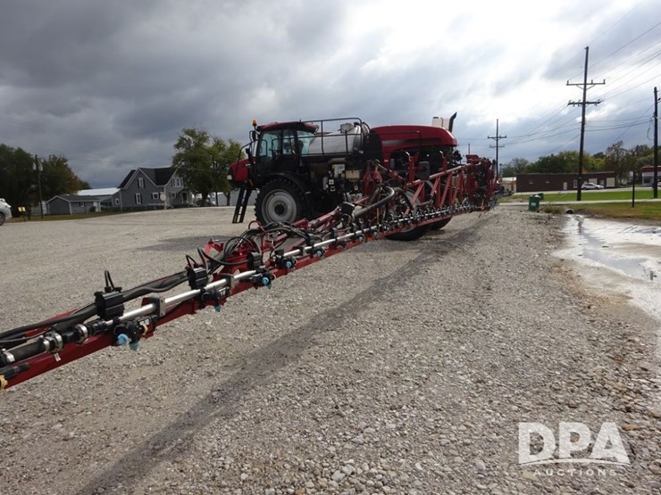 2019-case-ih-patriot-3340-image-32