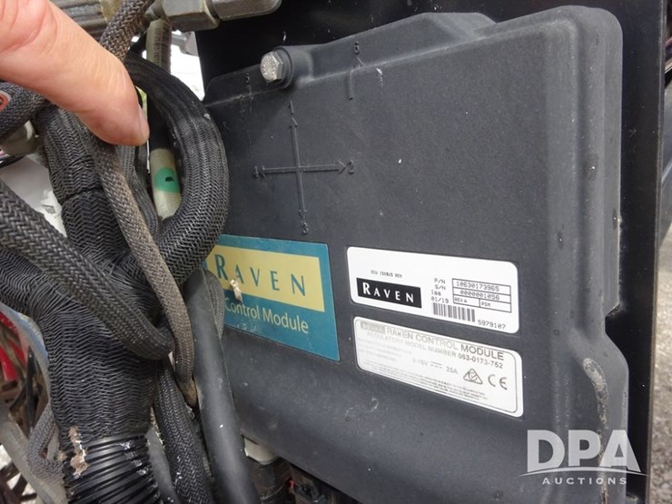 2019-case-ih-patriot-3340-image-54