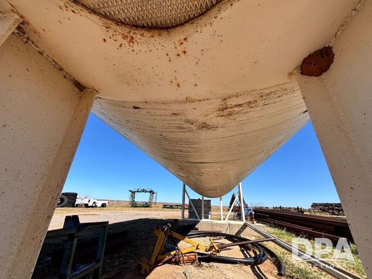 1976-trinity-tank-image-16