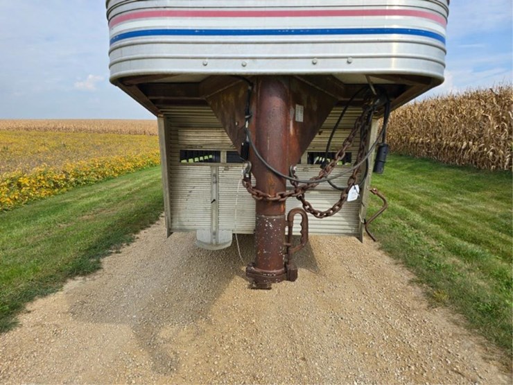 #25-•-1997-alumiline-all-american-cattle-trailer-image-11