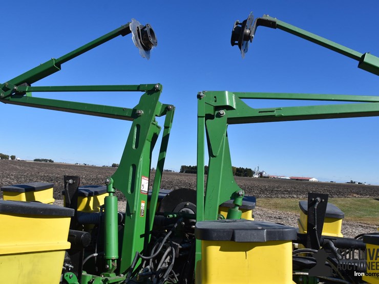 john-deere-1760-image-17