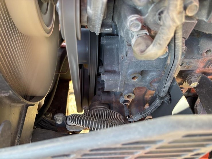 2019-kubota-m7060d-image-56