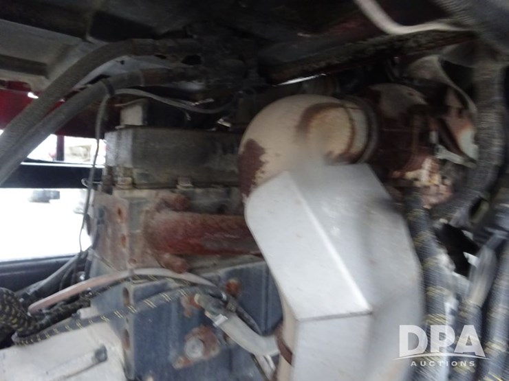 2000-new-leader-l3220-g4-image-57