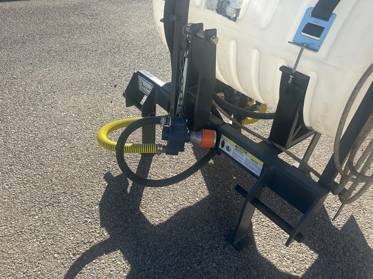 caterpillar-12-image-9