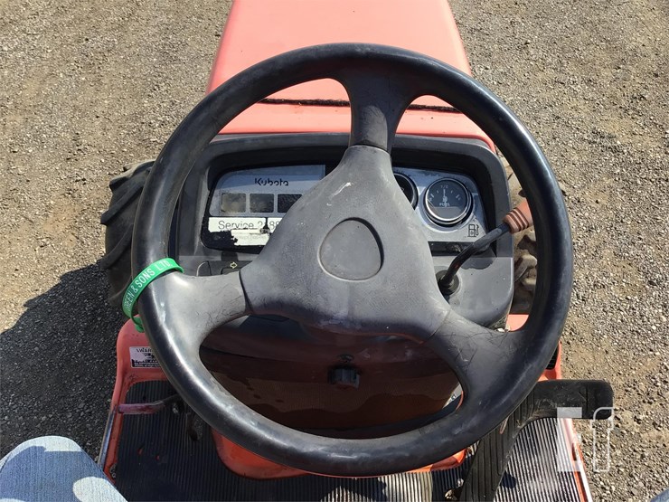 2003-kubota-bx2200-image-13