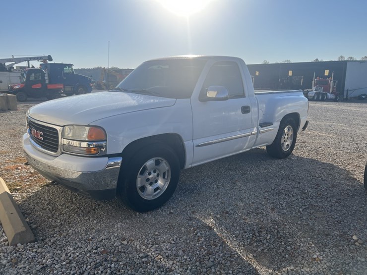 2000-gmc-1500-image-1