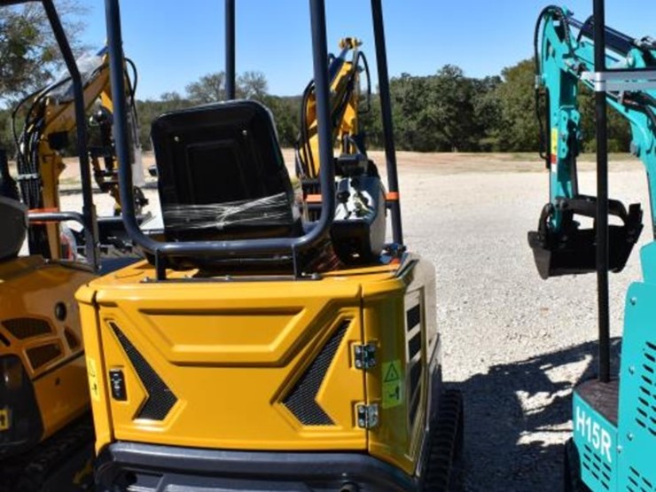 cfg-mx20r-mini-excavator-(serial-#-mx20r2025x1000145)-(k)-image-3