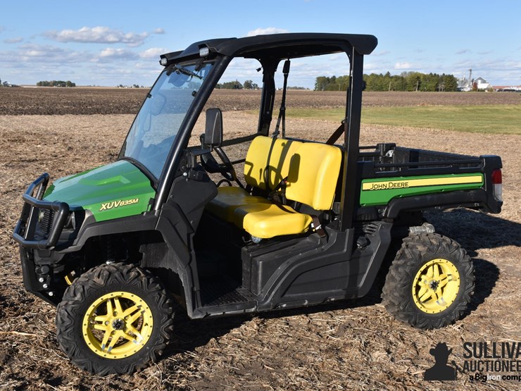 2020-john-deere-2020-image-1