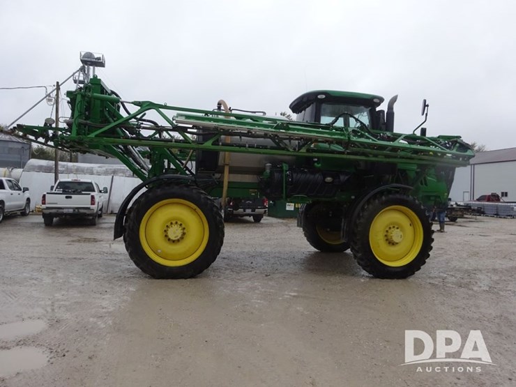 2017-john-deere-r4038-image-19