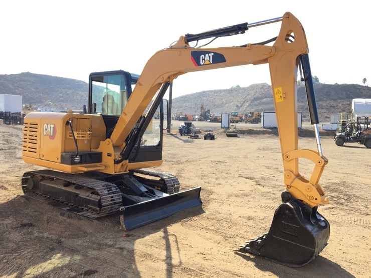 2018-caterpillar-305.5e2-image-2