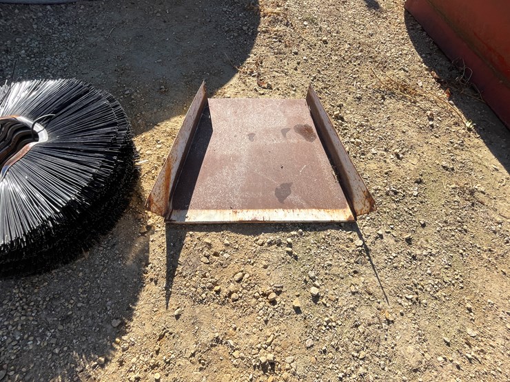 #5947-•-misc.-farm-related-items-image-7