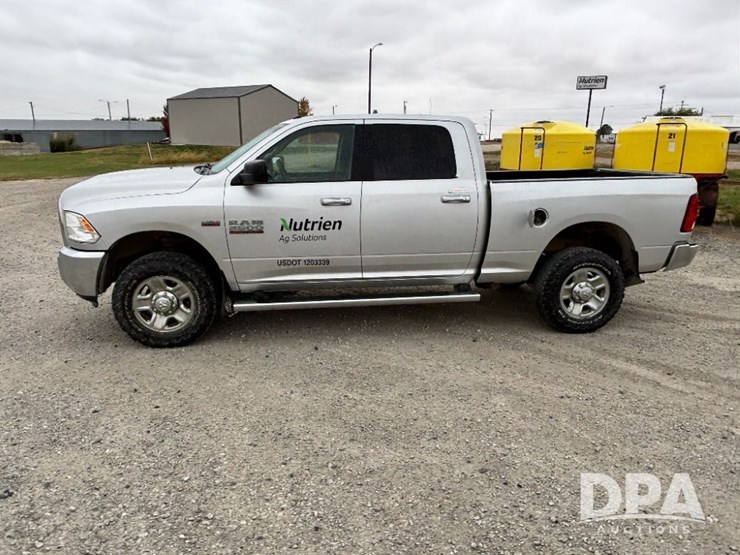 2017-ram-2500-heavy-duty-slt-4x4-pickup-(gp11747,-unit-98702)-image-15