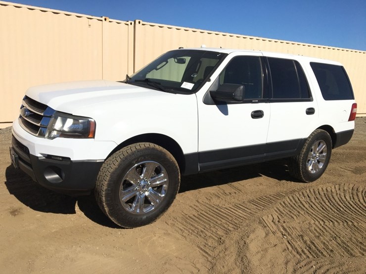 2017-ford-expedition-image-1