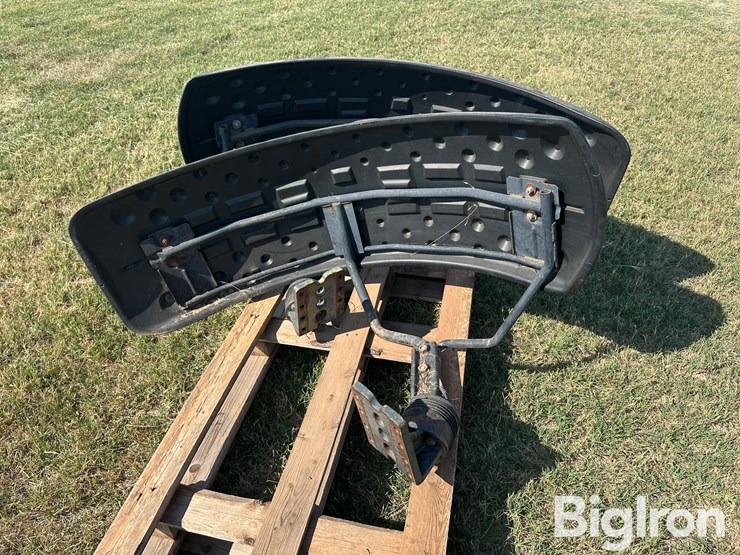 john-deere-8210-image-2