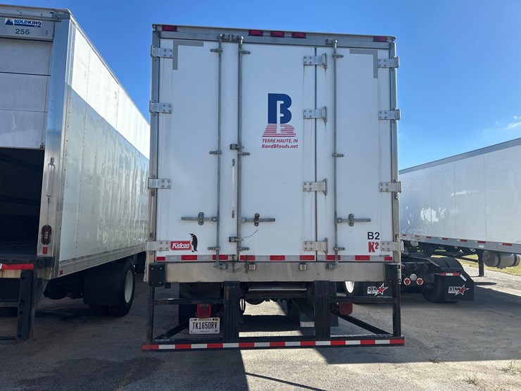 2022-international-mv607-image-11