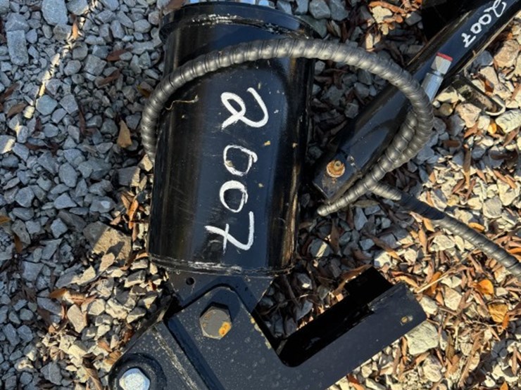 #2007-•-hydraulic-auger-for-mini-excavator-image-2