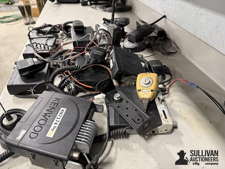 2-way-radios-image-5