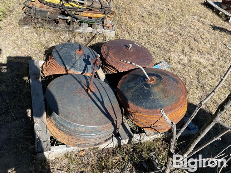 john-deere-230-image-4