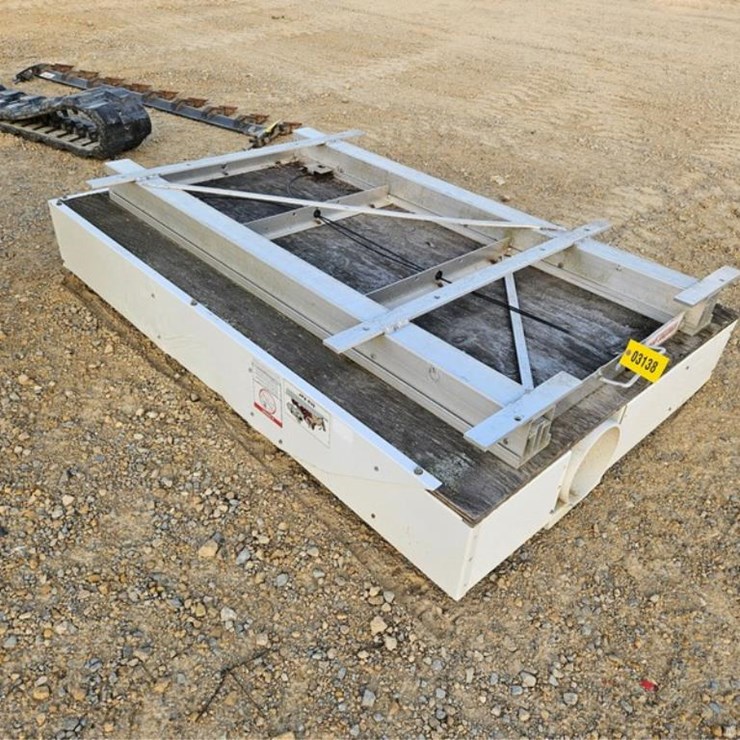 #3138 • Weather Guard Slide Out Tool Tray