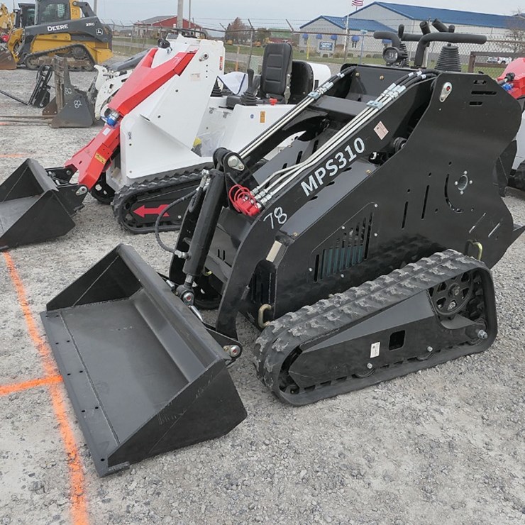 NEW MR MachPro MPS310 Track Mini Skidsteer, SN:MP20250510110, Gas, Dual Pum